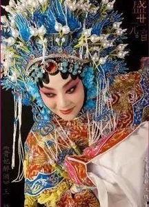 京剧演员李鸣阳