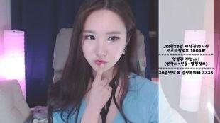 韩国女主播青草金牌场